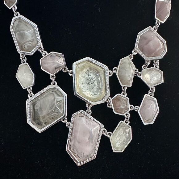 Jennifer Lopez Fashion Necklace - Picture 7 of 7